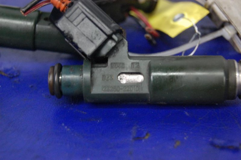 Форсунка топливная CELICA 99-06 Форсунка топливная CELICA 99-06