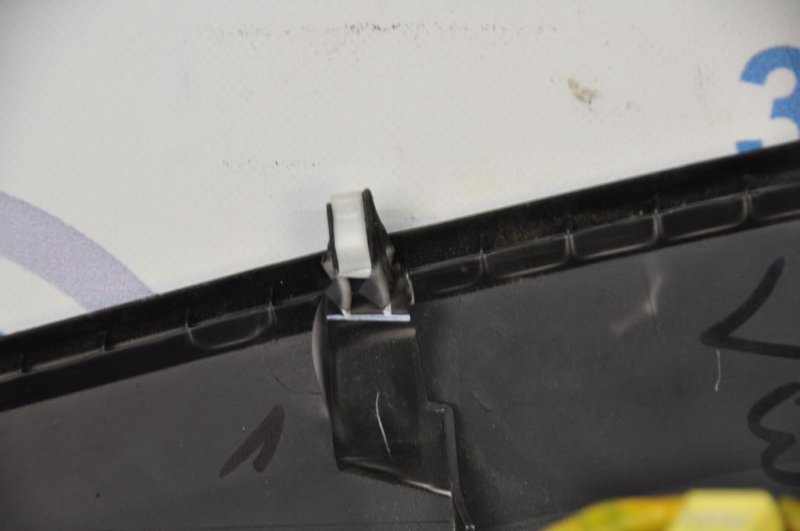 Подушка безопасности пассажира CX-9 06-16 Подушка безопасности пассажира CX-9 06-16