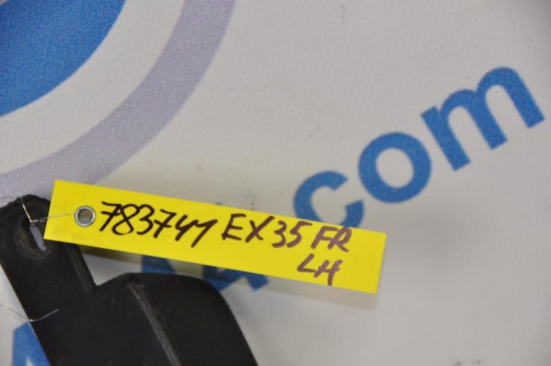 Брызговик передний левый EX35(37) 07-12