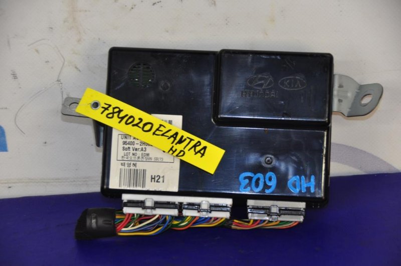 Блок комфорта HYUNDAI ELANTRA HD 06-11 95400-2H002 Б/У