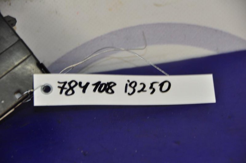 Подрулевой переключатель правый IS250/350 05-13