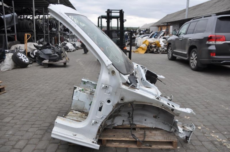 Передняя часть JETTA USA 10-17