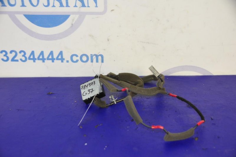 Антенна INFINITI G25/G35/G37/Q40 06-14