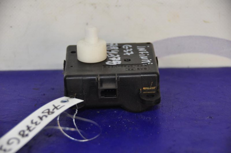 Моторчик заслонки печки G25/G35/G37/Q40 06-14