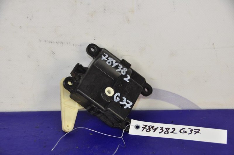 Моторчик заслонки печки G25/G35/G37/Q40 06-14