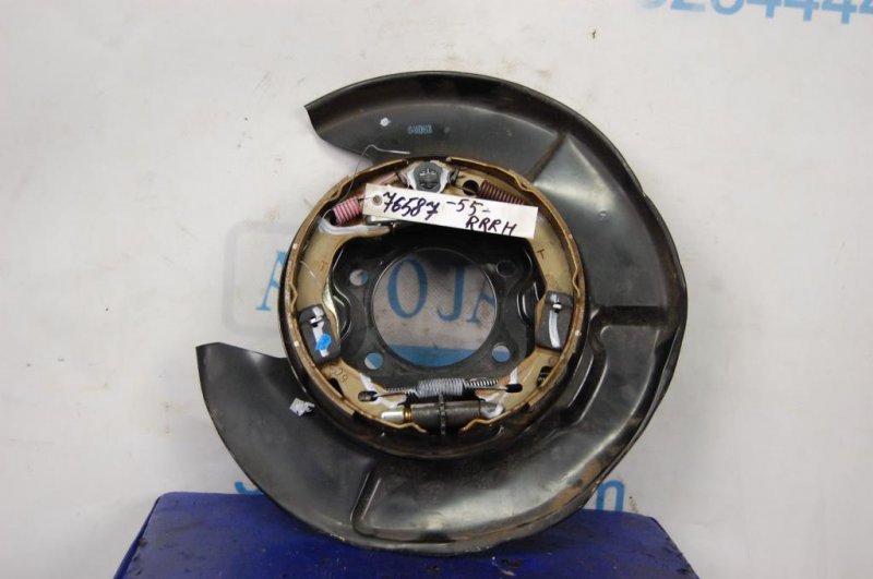 Запчасть тормозной механизм задний правый TOYOTA CAMRY 55 14-17 Б/У Тормозной механизм задний правый TOYOTA CAMRY 55 14-17 Б/У