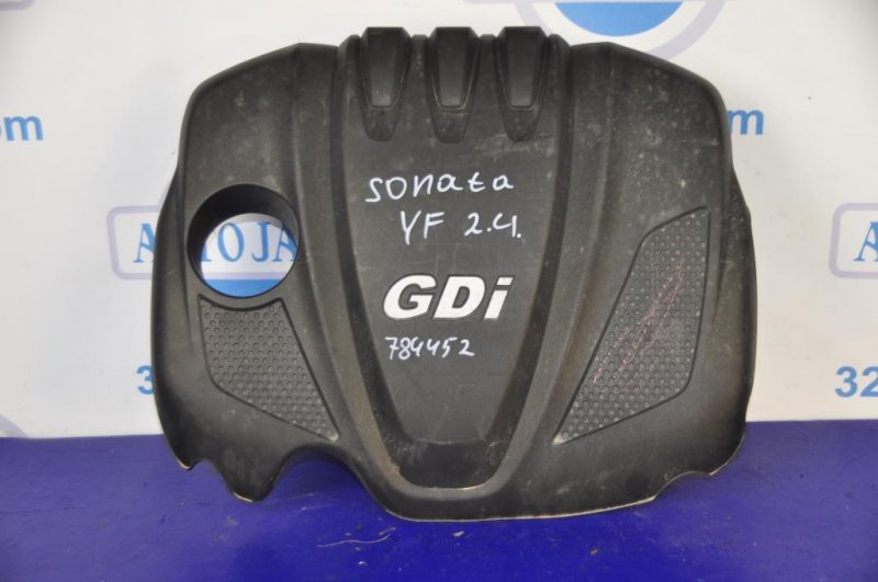 Запчасть накладка двигателя декоративная HYUNDAI SONATA YF 10-14 2.4 29240-2G700 Б/У Накладка двигателя декоративная HYUNDAI SONATA YF 10-14 2.4 29240-2G700 Б/У