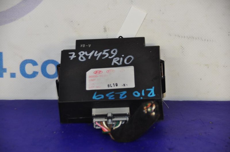 Блок комфорта KIA RIO JB 2005-2011 95500-1G100 Б/У