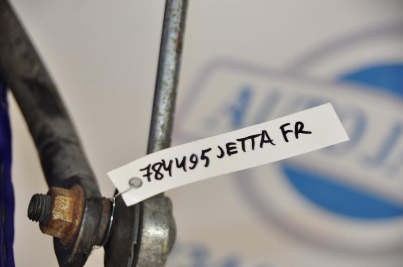 Стабилизатор передний JETTA USA 10-17