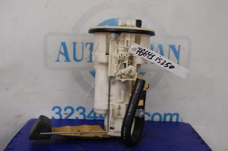 Топливный насос LEXUS IS250/350 05-13 23221-50200 Б/У