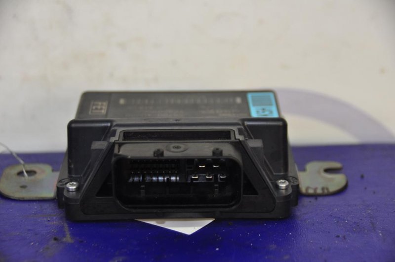 Блок управления стояночным тормозом KIA OPTIMA TF 11-16 95480-2T003 Б/У