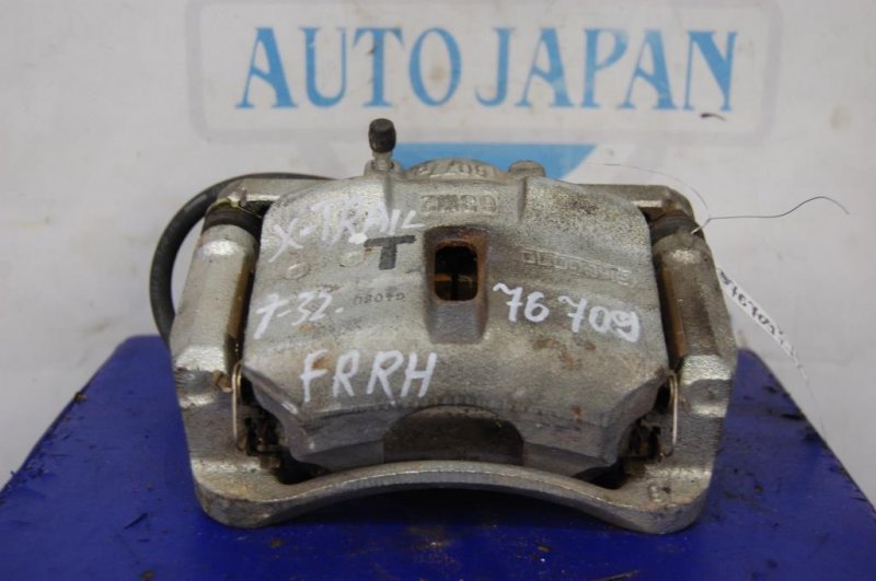 Суппорт тормозной передний правый NISSAN X-TRAIL/ROGUE T32 13-20 41001-4BA0C Б/У