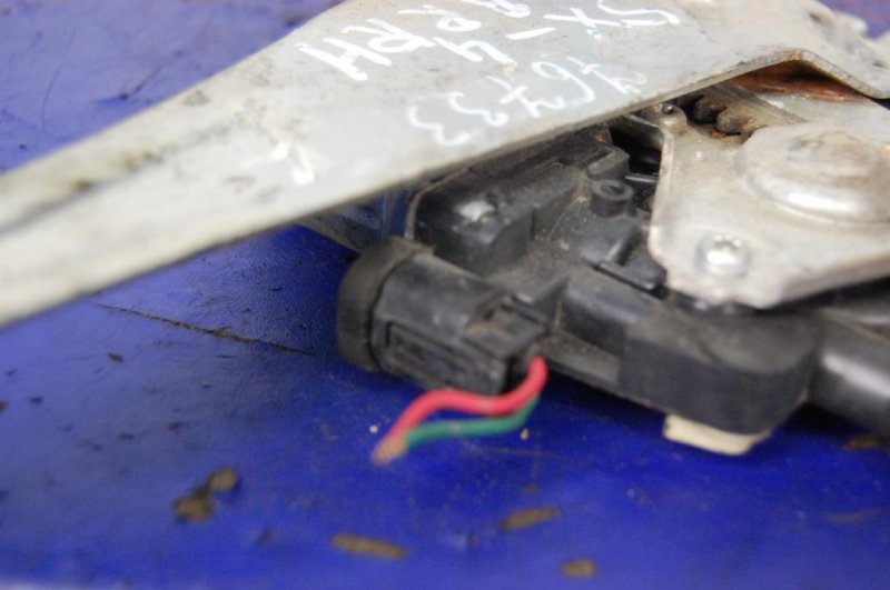 Стеклоподъемник задний левый SX4 06-13 Стеклоподъемник задний левый SX4 06-13