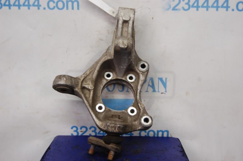 Кулак поворотный передний левый TOYOTA PRIUS - 30 09-17