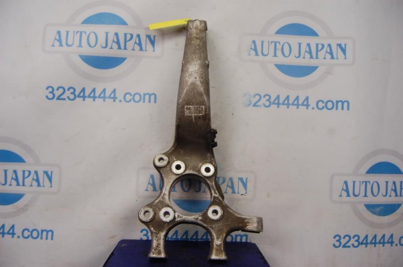Кулак поворотный передний левый LEXUS GS350 GS300 05-11