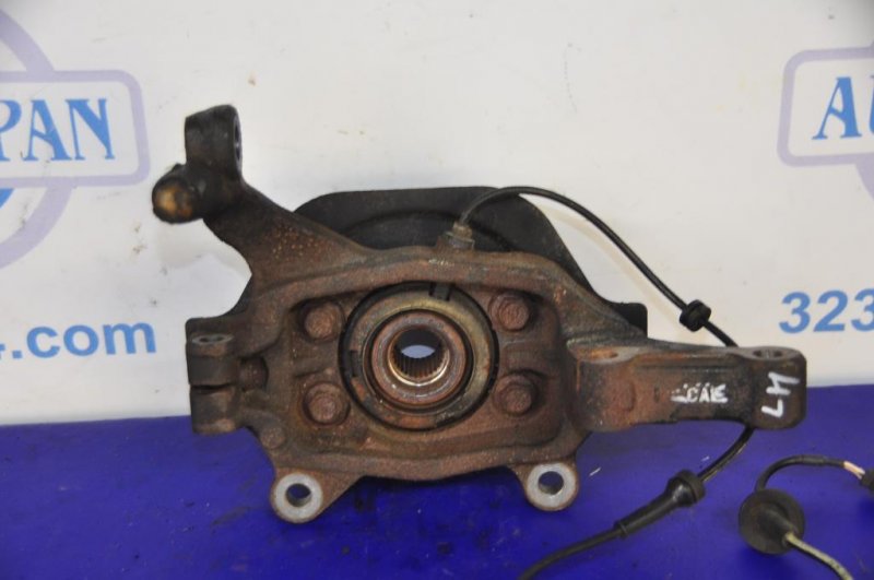 Кулак поворотный передний левый NISSAN TEANA J31 03-07 40015-CN000 Б/У