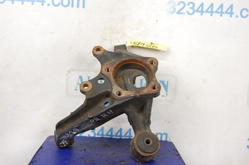 Запчасть цапфа задняя правая TOYOTA CAMRY 30 02-06 42304-48010 Б/У Цапфа задняя правая TOYOTA CAMRY 30 02-06 42304-48010 Б/У