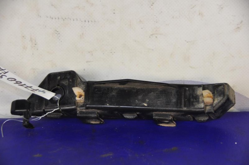 Кронштейн переднего бампера передний левый HYUNDAI SANTA FE (CM) 05-12