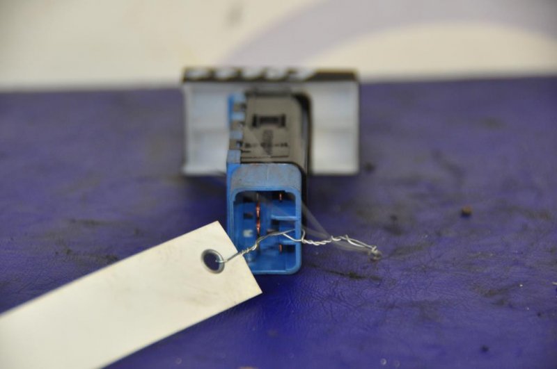 Кнопка HYUNDAI SANTA FE (CM) 05-12