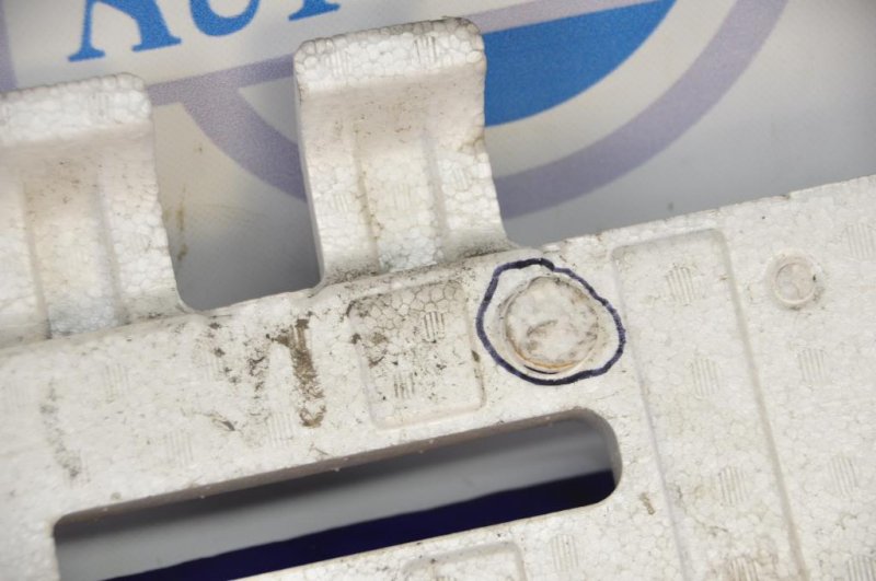 Наполнитель бампера задний TRIBECA B9 05-07