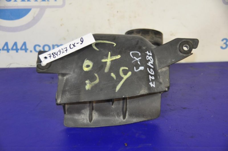 Воздухозаборник MAZDA CX-9 06-16 9A675-C Б/У