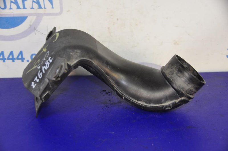 Воздухозаборник MAZDA CX-9 06-16