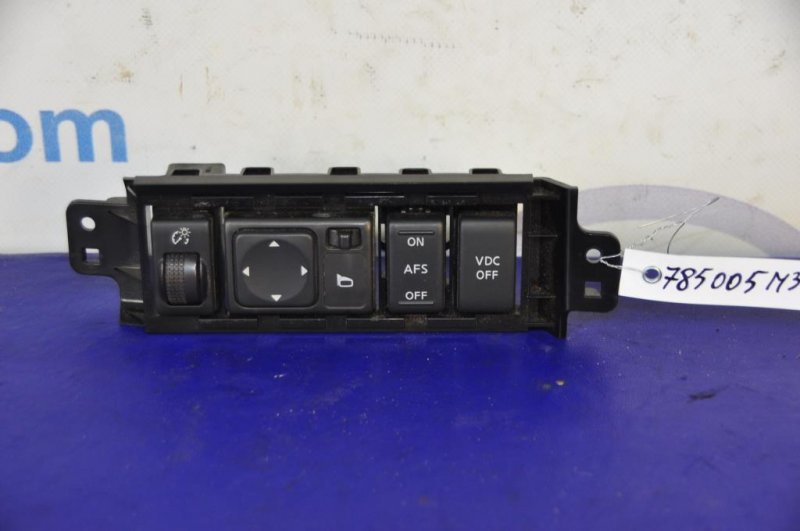 Блок управления зеркалами INFINITI M35/M45 04-10 Б/У