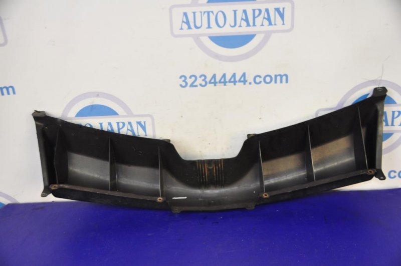 Кронштейн решетки радиатора передний MAZDA CX-9 06-16 Кронштейн решетки радиатора передний MAZDA CX-9 06-16