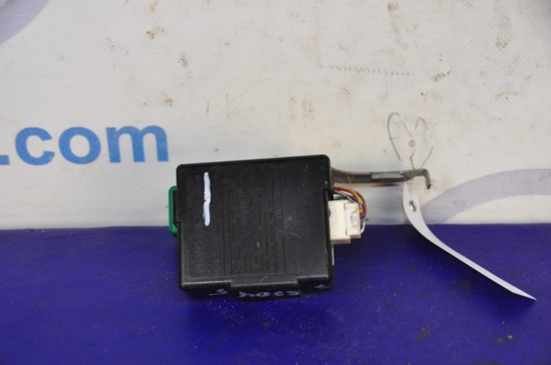 Блок управления центральным замком TOYOTA SEQUOIA 01-07 89741-0C010 Б/У