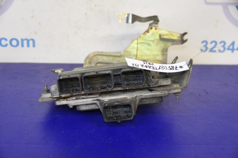 Блок управления двигателем NISSAN TEANA J31 03-07 A56-C04 E1V 8620 Б/У