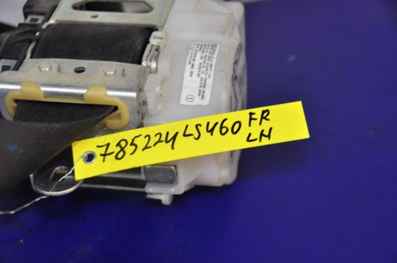 Ремень безопасности передний левый LS460 06-12