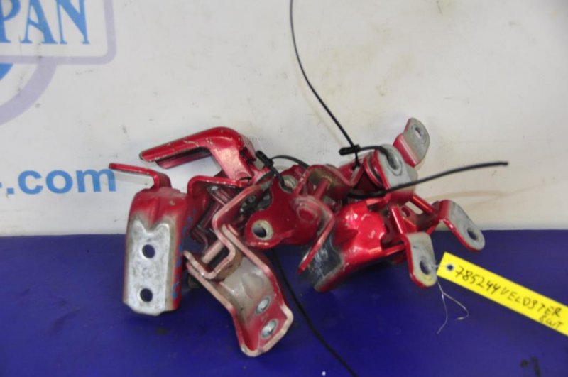 Петля двери HYUNDAI VELOSTER 11-18 79310-2V000 Б/У