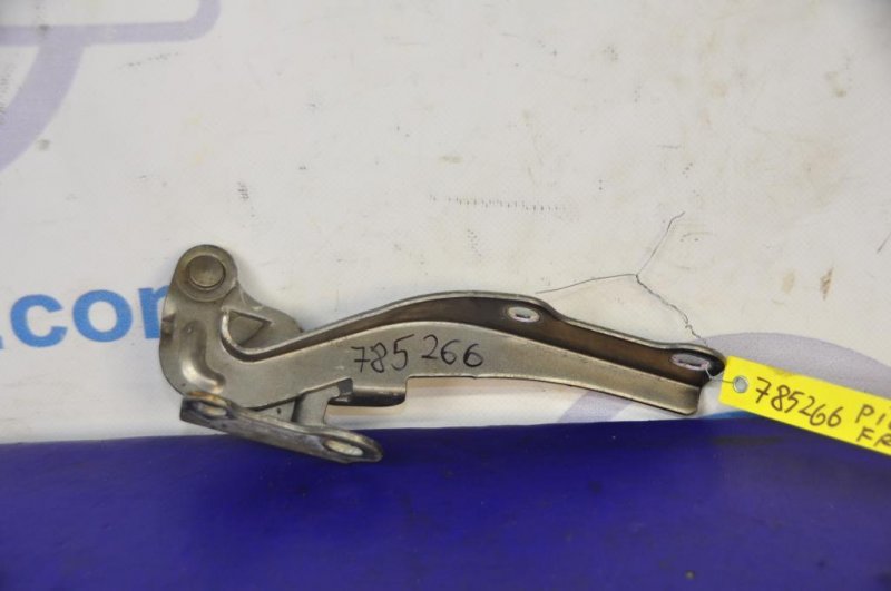 Запчасть петля капота левая KIA PICANTO SA 04-10 79110-07000 Б/У Петля капота левая KIA PICANTO SA 04-10 79110-07000 Б/У