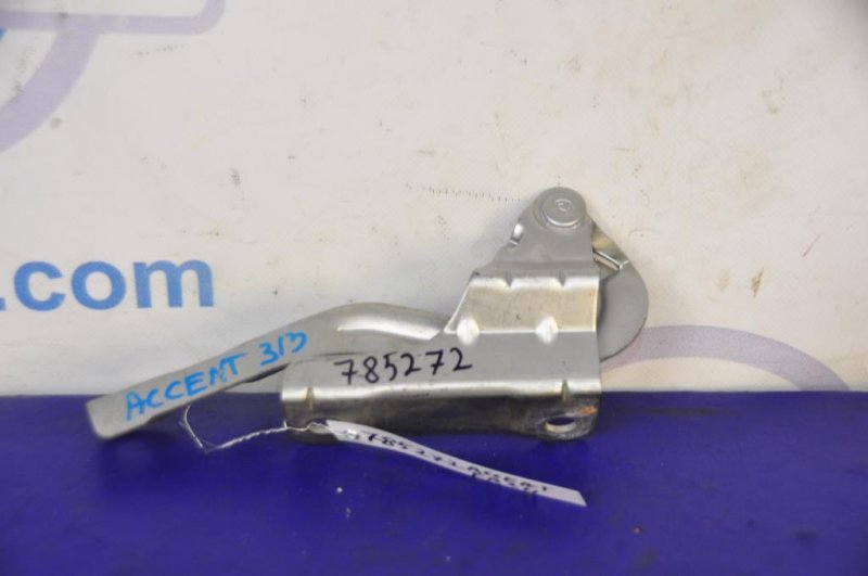 Запчасть петля капота левая HYUNDAI ACCENT MC 06-10 79110-1E000 Б/У Петля капота левая HYUNDAI ACCENT MC 06-10 79110-1E000 Б/У