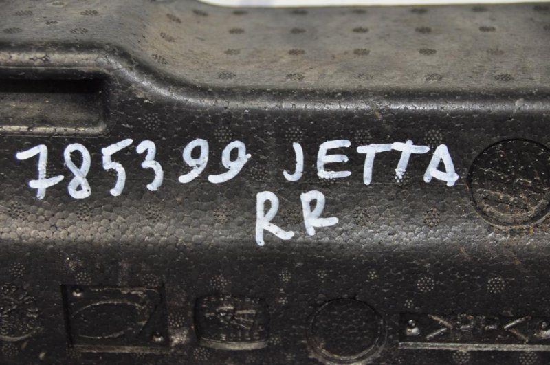 Наполнитель бампера задний JETTA USA 10-17
