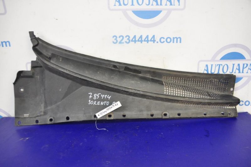 Запчасть пластик под лобовое стекло / жабо правый KIA SORENTO BL 02-09 86160-3E500 Б/У Пластик под лобовое стекло / Жабо правый KIA SORENTO BL 02-09 86160-3E500 Б/У