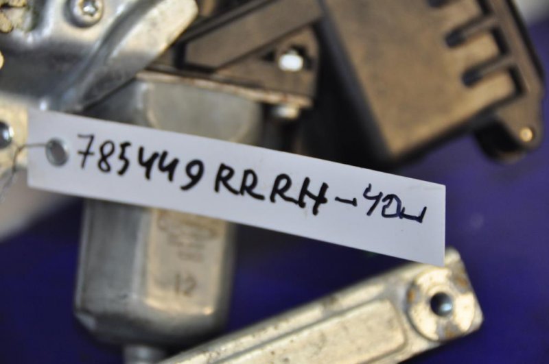 Стеклоподъемник задний правый TOYOTA CAMRY 40 06-11