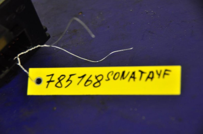 Подрулевой переключатель правый SONATA YF 10-14