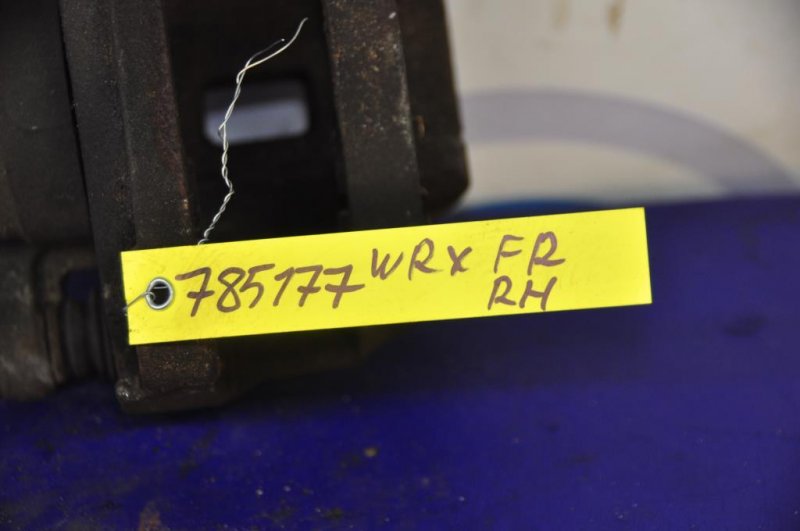 Суппорт тормозной передний правый IMPREZA 00-07 GD/GG