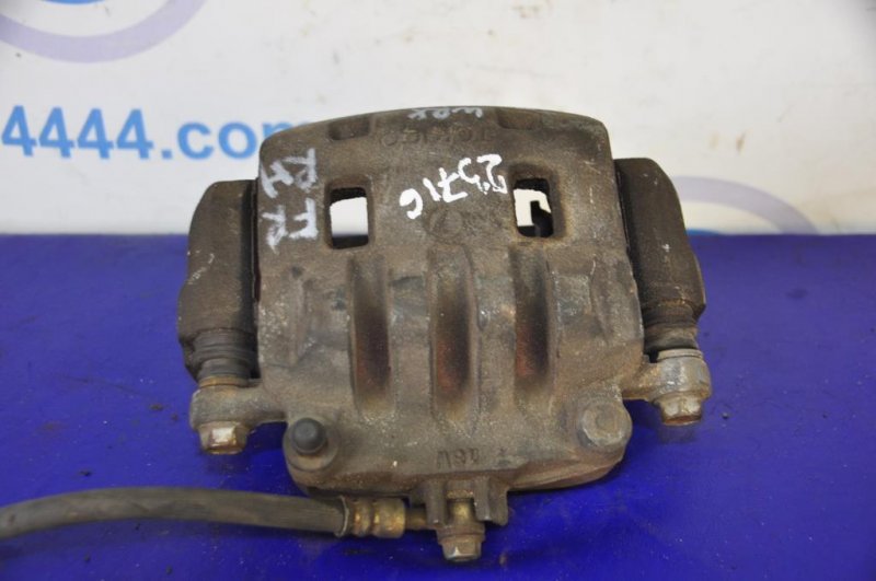 Суппорт тормозной передний правый IMPREZA 00-07 GD/GG