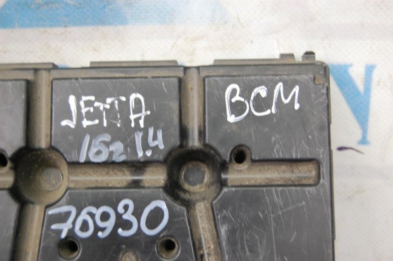 Блок комфорта JETTA USA 10-17