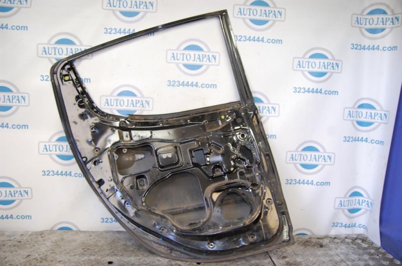 Дверь задняя левая MITSUBISHI L200 06-14