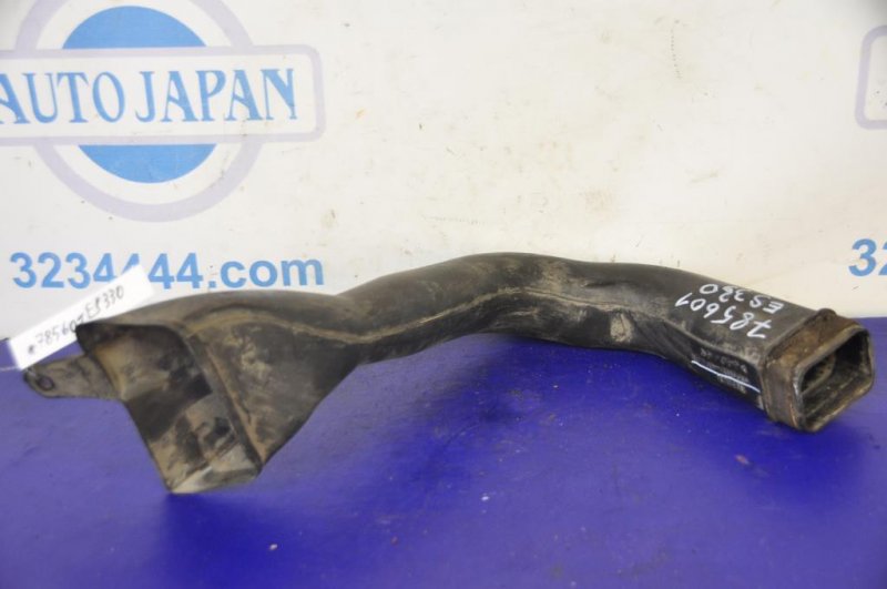 Воздухозаборник LEXUS ES300 ES330 01-06 17751-20020 Б/У