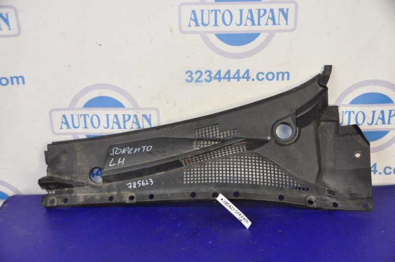 Запчасть пластик под лобовое стекло / жабо левый KIA SORENTO BL 02-09 86151-3E00 Б/У Пластик под лобовое стекло / Жабо левый KIA SORENTO BL 02-09 86151-3E00 Б/У