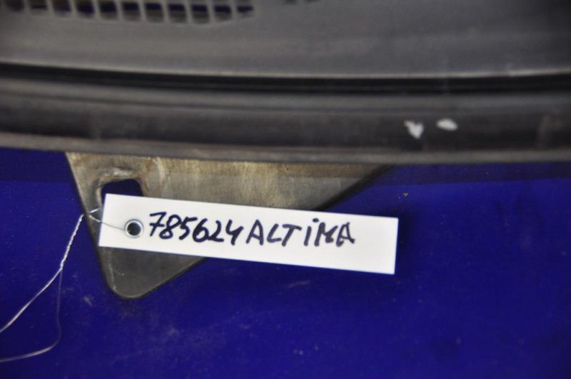 Пластик под лобовое стекло / Жабо ALTIMA L32 07-12