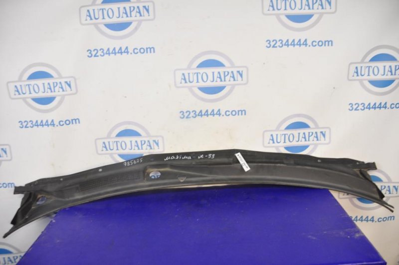 Пластик под лобовое стекло / Жабо NISSAN MAXIMA A33 99-02 66810-2Y900 Б/У