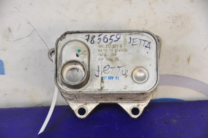 Теплообменник двигателя VOLKSWAGEN JETTA USA 10-17 06K 117 021 B Б/У