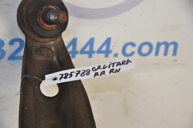Рычаг задней подвески поперечный верхний задний правый SUZUKI GRAND VITARA 05-15