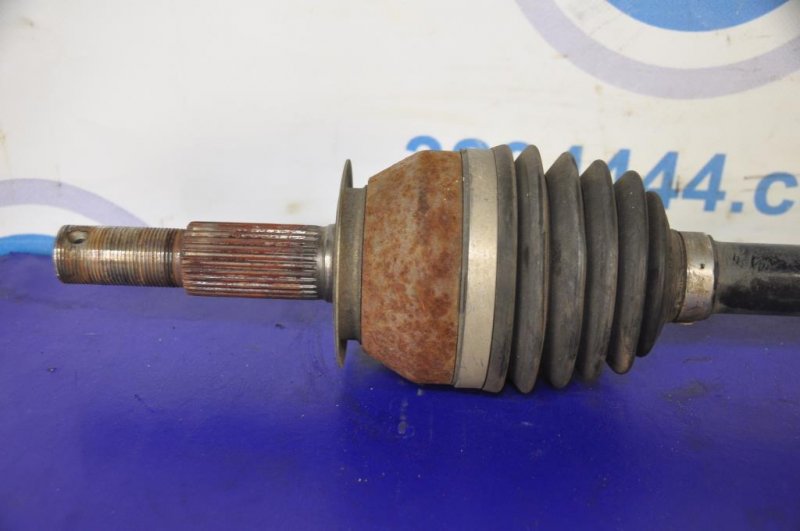 Привод задний задний правый M35/M45 04-10