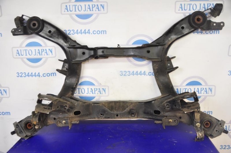 Балка задней подвески INFINITI M35/M45 04-10 55400-EG11C Б/У